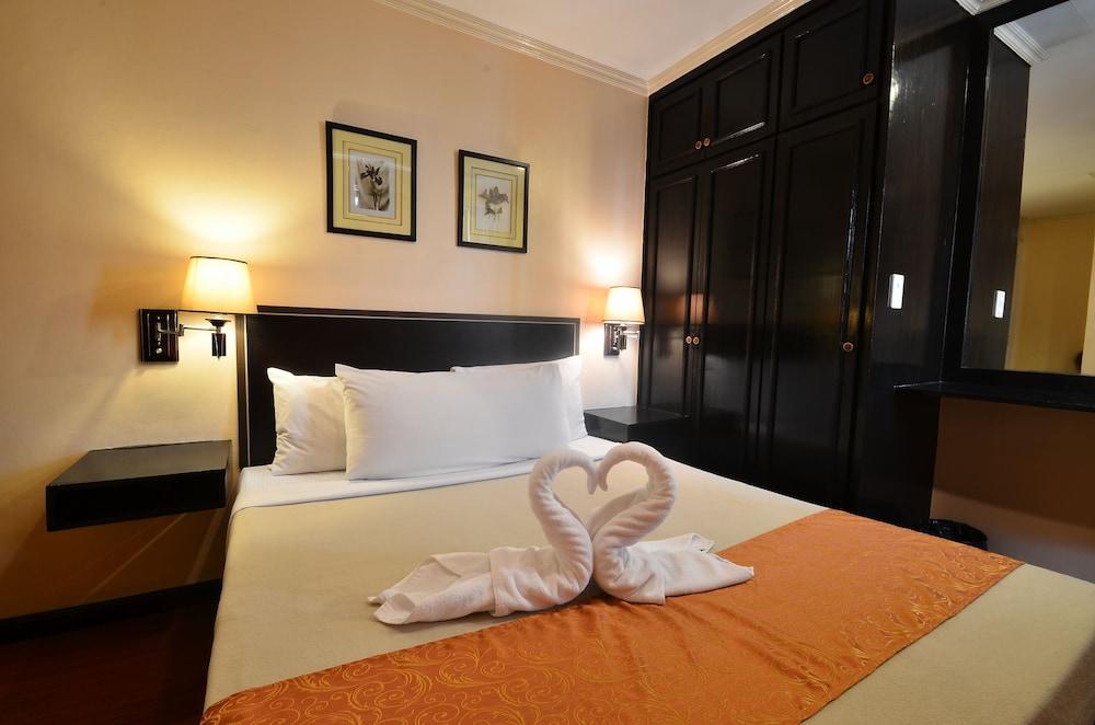 Fernandina 88 Suites Hotel Quezon City Ngoại thất bức ảnh