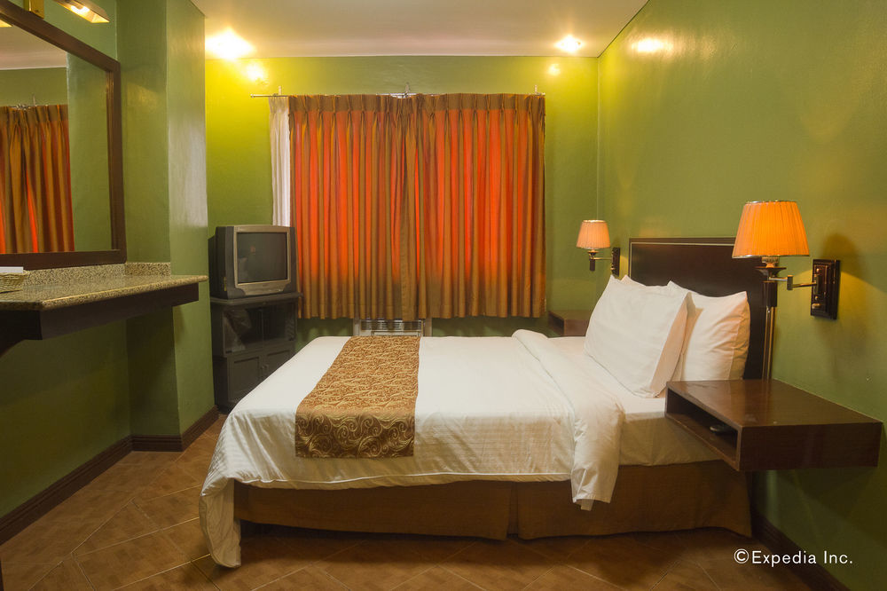 Fernandina 88 Suites Hotel Quezon City Ngoại thất bức ảnh