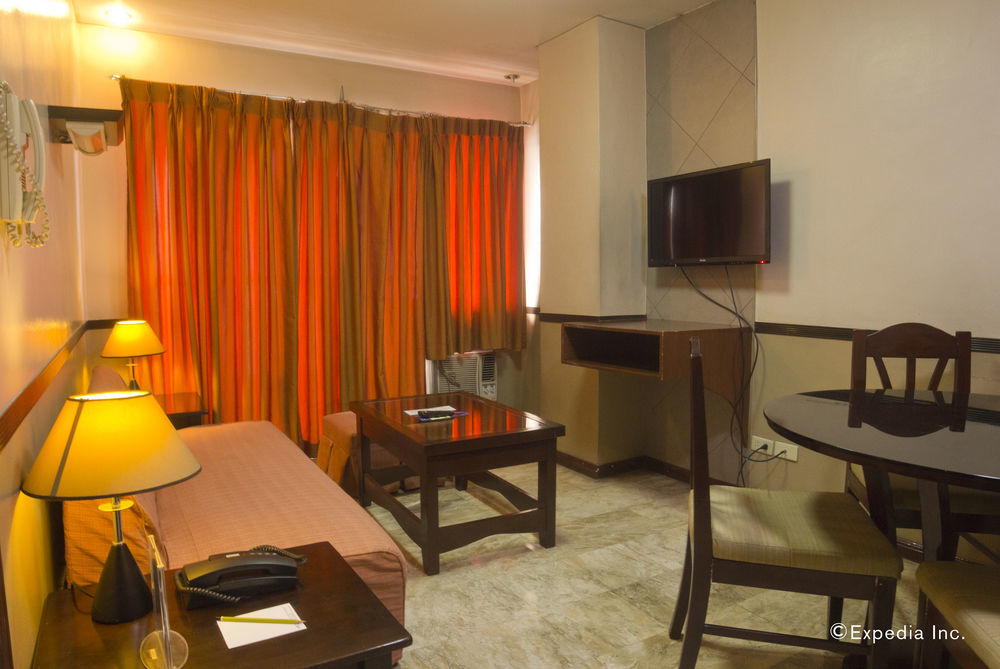 Fernandina 88 Suites Hotel Quezon City Ngoại thất bức ảnh