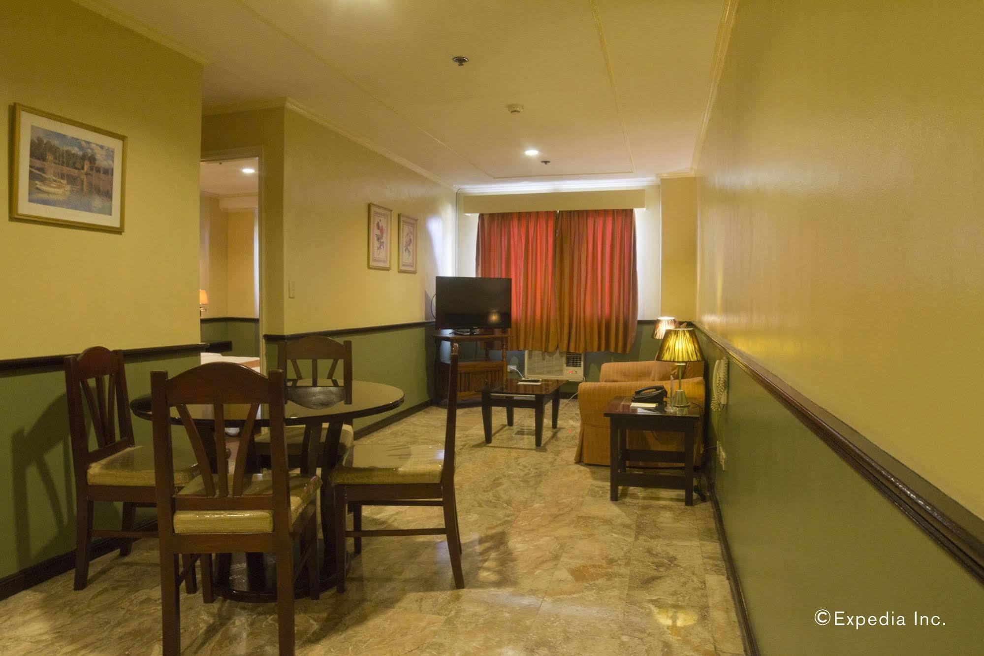 Fernandina 88 Suites Hotel Quezon City Ngoại thất bức ảnh