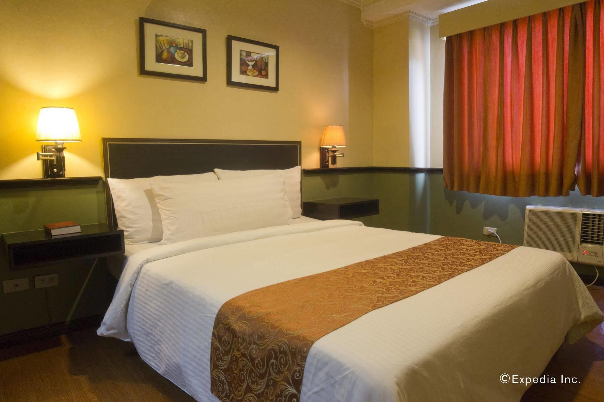 Fernandina 88 Suites Hotel Quezon City Ngoại thất bức ảnh